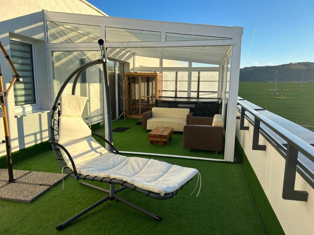 Tatra Billetee Apartman S Luxusnym Vyhladom Na Vysoketatry A Sukromnym Wellness Poprad Bagian luar foto