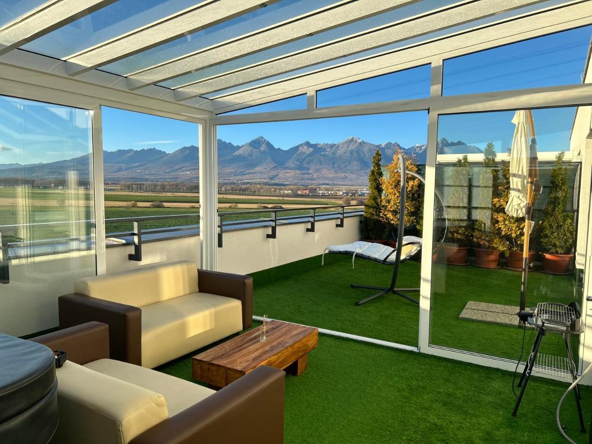 Tatra Billetee Apartman S Luxusnym Vyhladom Na Vysoketatry A Sukromnym Wellness Poprad Bagian luar foto